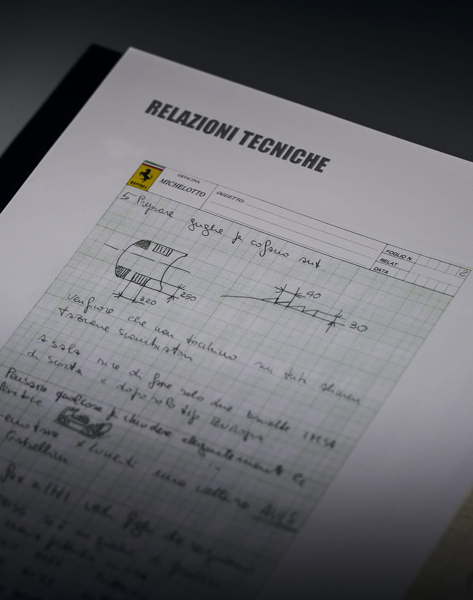 Foglio tecnico manoscritto dell'Officina Michelotto con disegni e misure della Ferrari F40